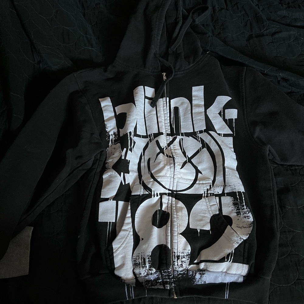 Blink-182 zip up